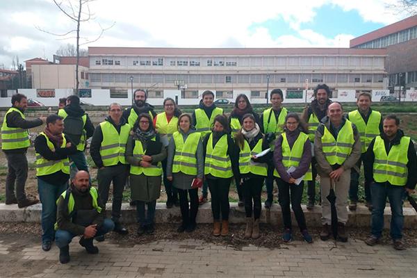 Students of the School of Forestry and the City Council of Madrid, visit the works of renaturation of the Manzanares River, executed by Matinsa