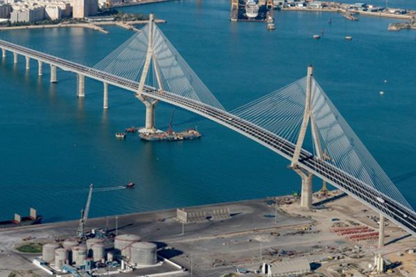 The bridges of the Constitution of 1812 and José León de Carranza, operated and maintained by Matinsa